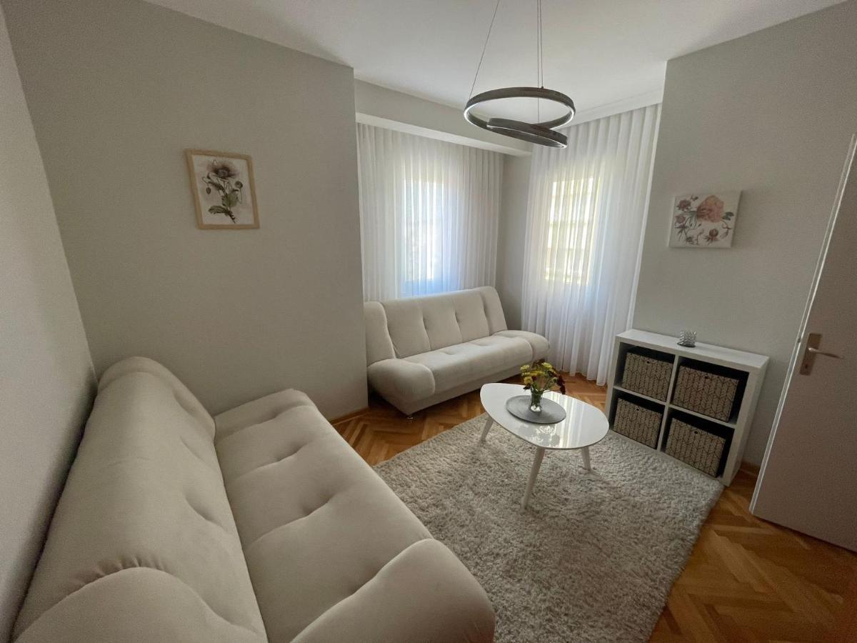 Apartman Filip Lux City Center Novi Pazar Exterior photo